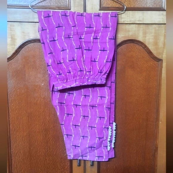 Embroidered Kurti Salwar - Picture 5 of 6